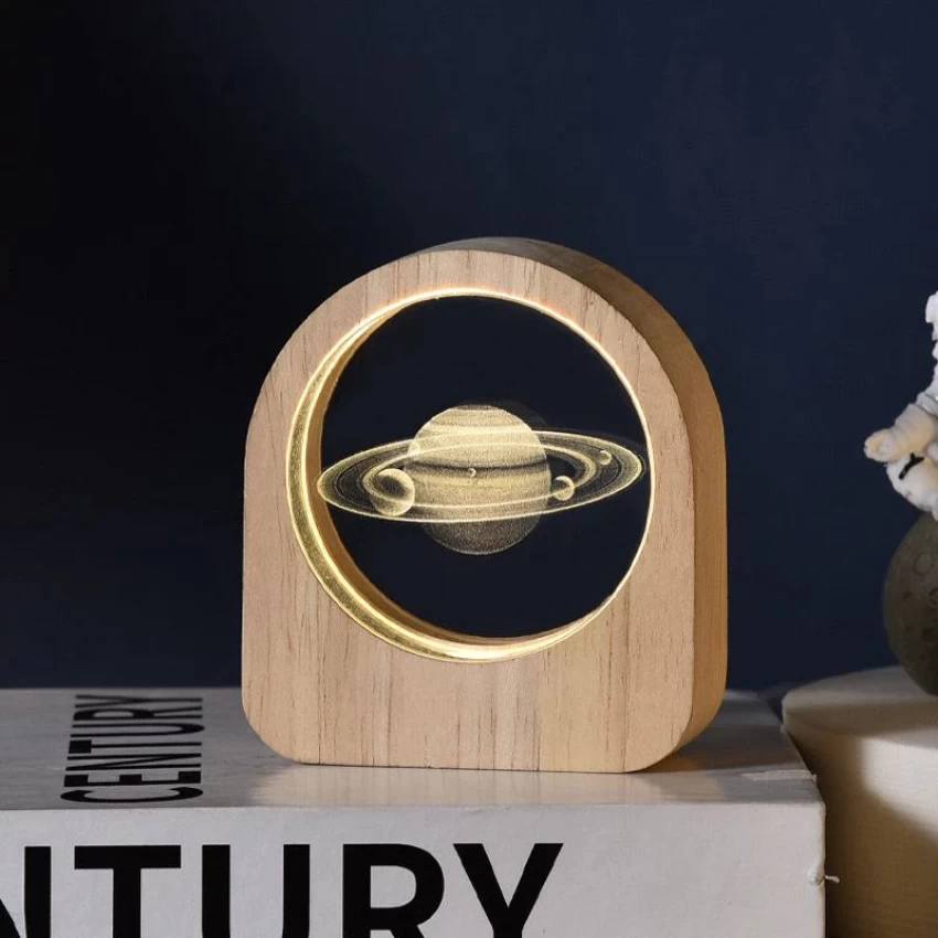 گوی کریستالی جدید زحل