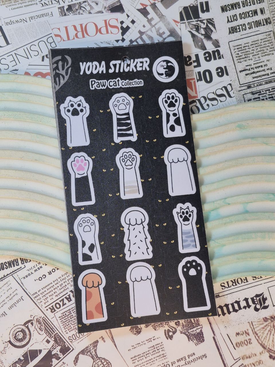 استیکر پنجه گربه