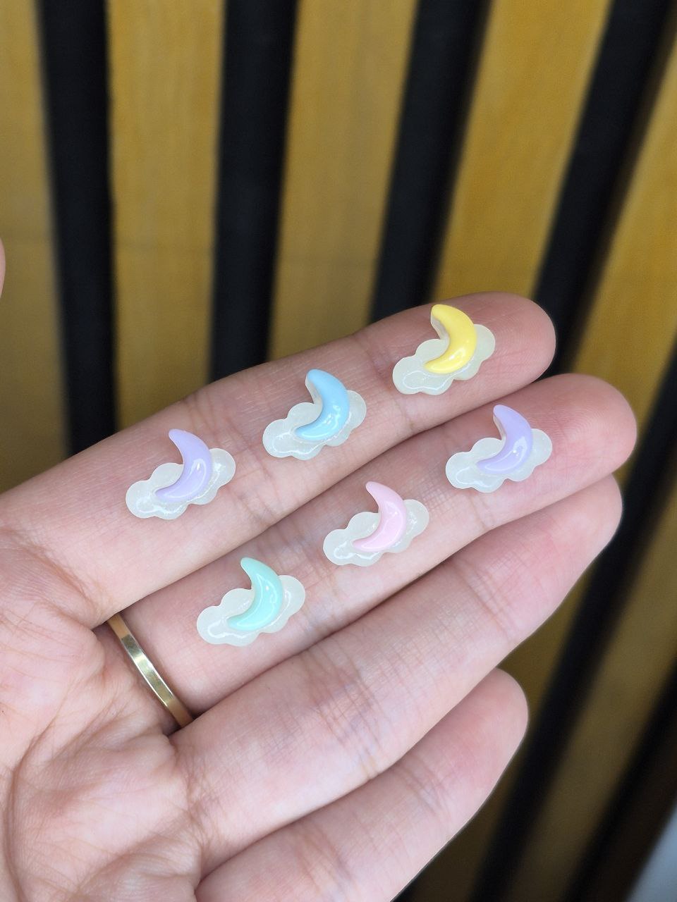 پیکسل ابر و ماه شب تاب ۶ عددی