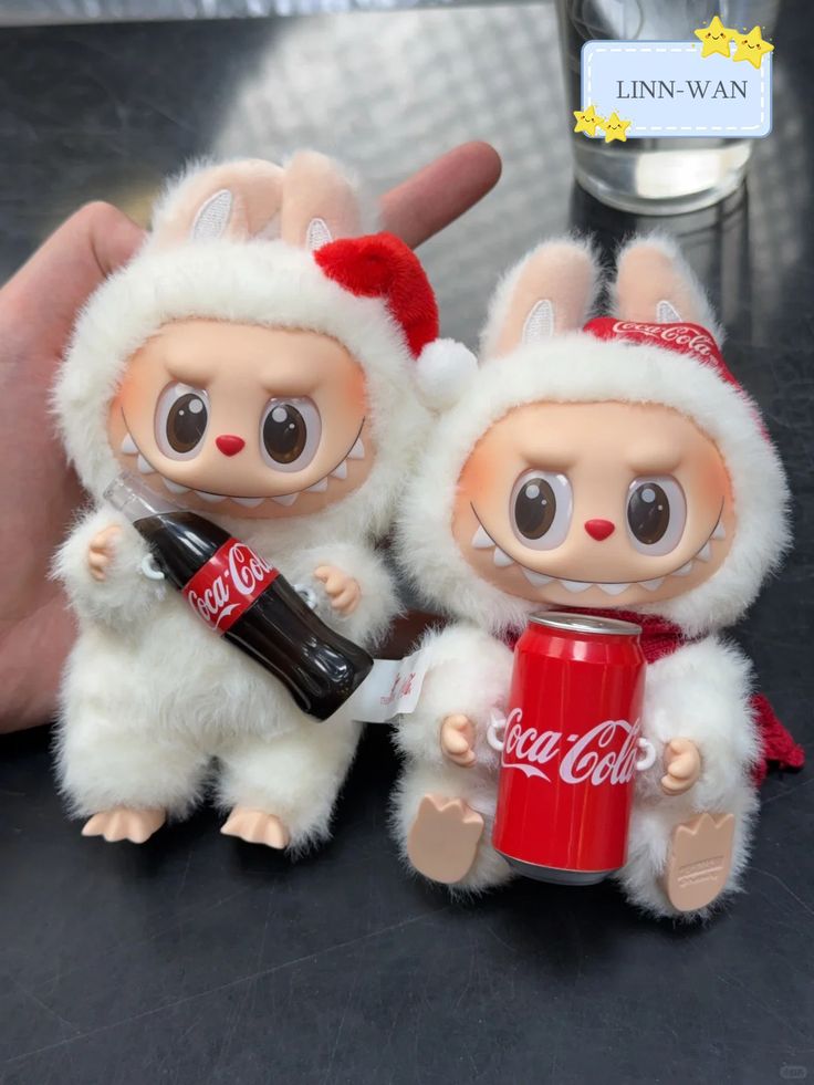 عروسک لابوبو labubu  مدل کولا (وارداتی)